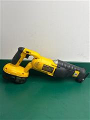 DeWalt DC385 18V Cordless Variable Speed Reciprocating Saw W/ Battery